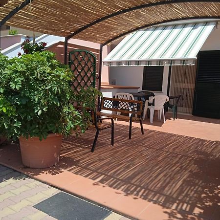 Casa Nurache Gesuina Apartment Орозеи Екстериор снимка