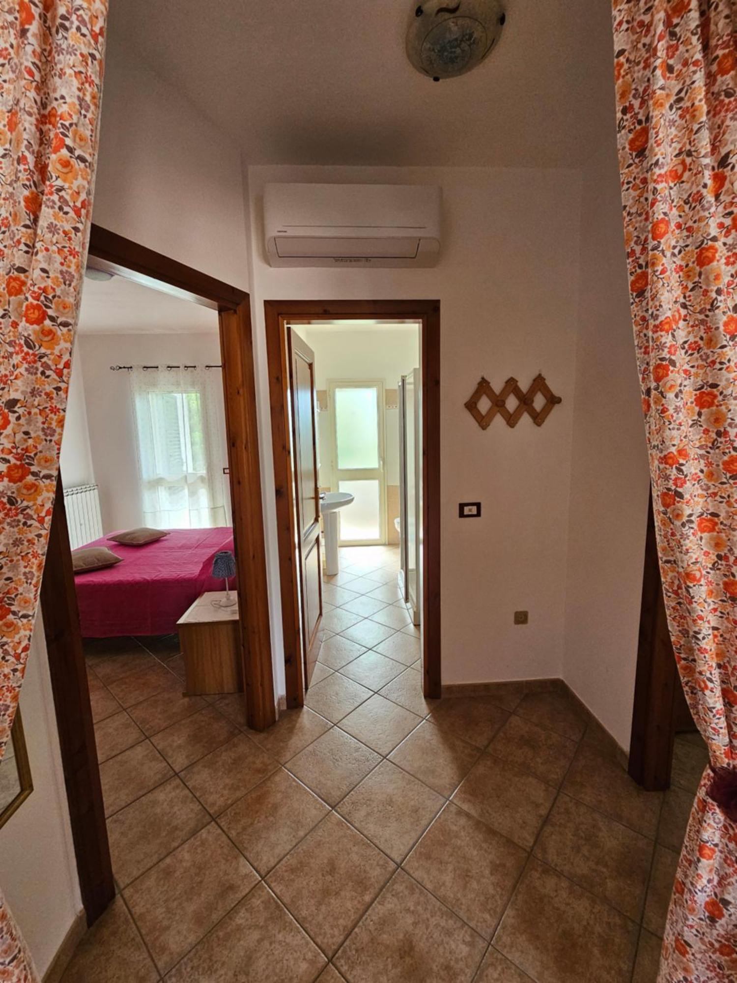 Casa Nurache Gesuina Apartment Орозеи Екстериор снимка