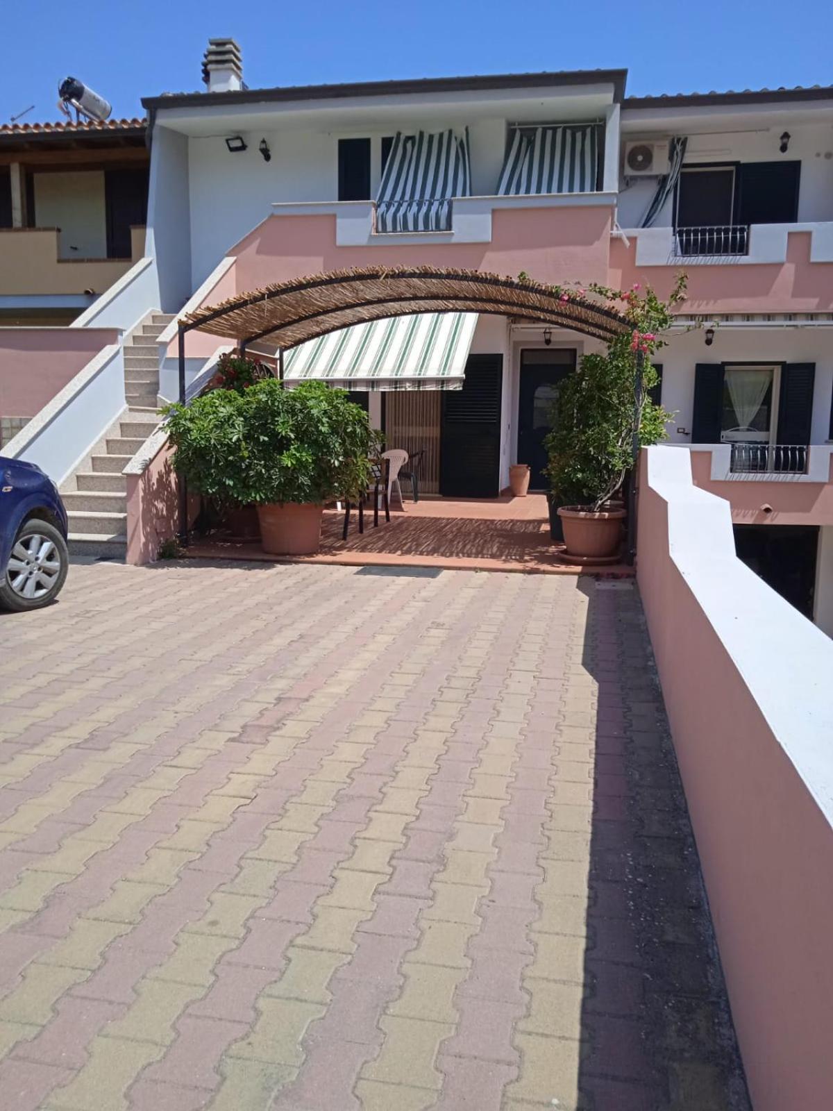 Casa Nurache Gesuina Apartment Орозеи Екстериор снимка
