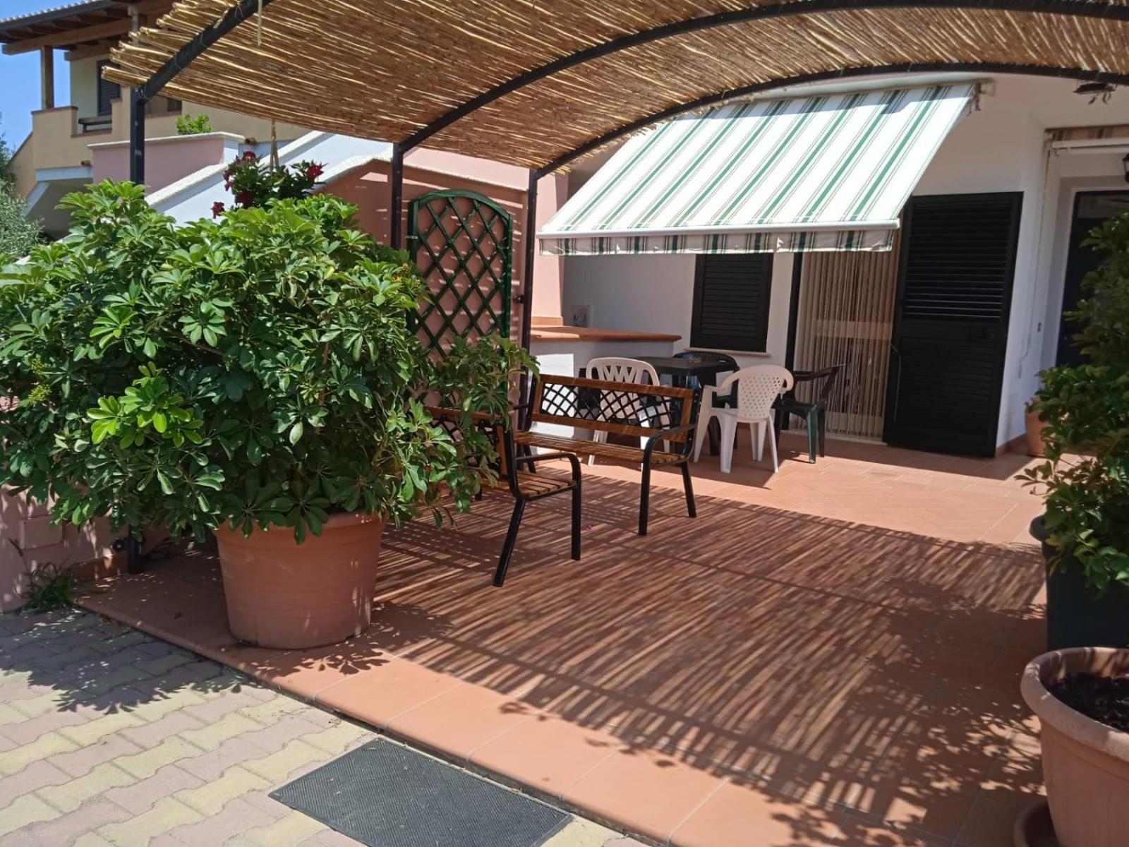 Casa Nurache Gesuina Apartment Орозеи Екстериор снимка